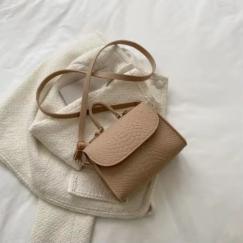 Functional New Underarm Bag Korean Spring Popular Felt Imprint Small Cross Body Bag Small Square Bag Single Shoulder Bag